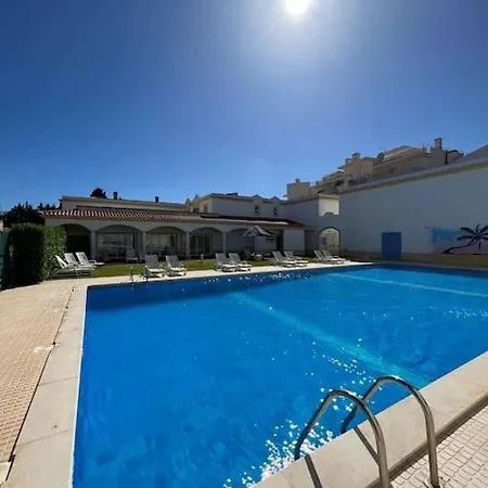 Διαμέρισμα Falesia C/ Piscina Αλμπουφέιρα